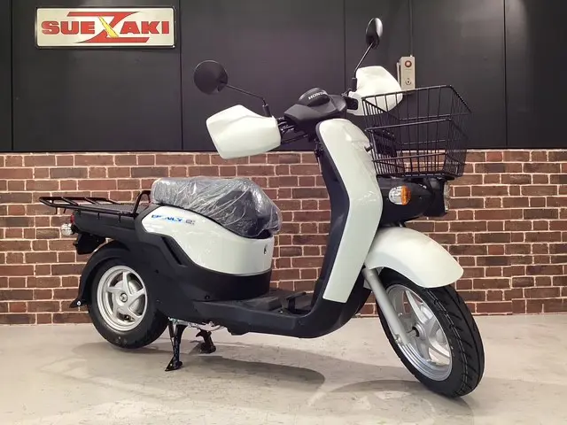 HONDA BENLY ePRO<br />
電動バイク｜法人様限定 車両写真