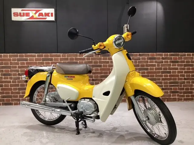 HONDA スーパーカブ50 車両写真