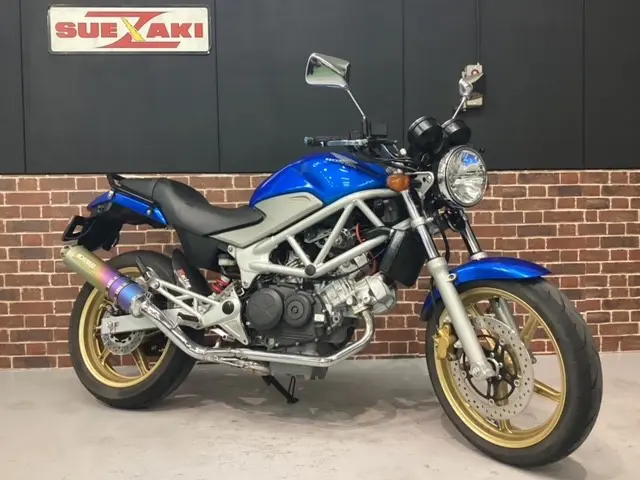 HONDA VTR250 車両写真