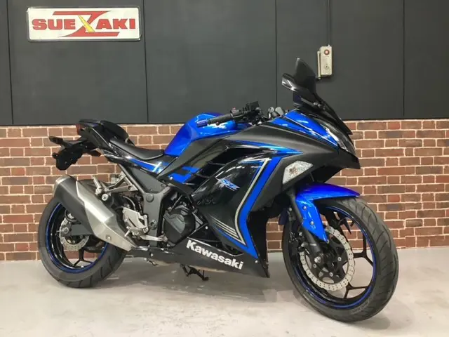 Kawasaki Ninja250 車両写真