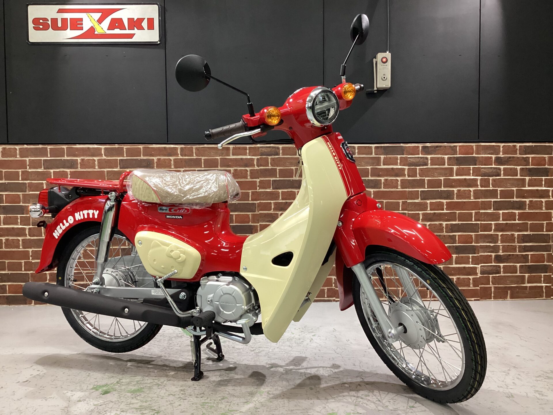 スーパーカブ50 HELLO KITTY