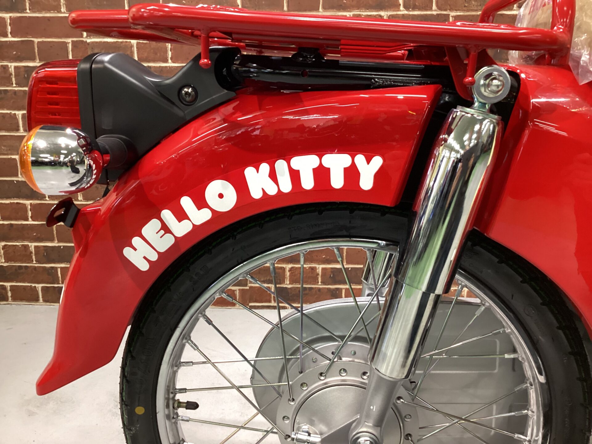 スーパーカブ50 HELLO KITTY