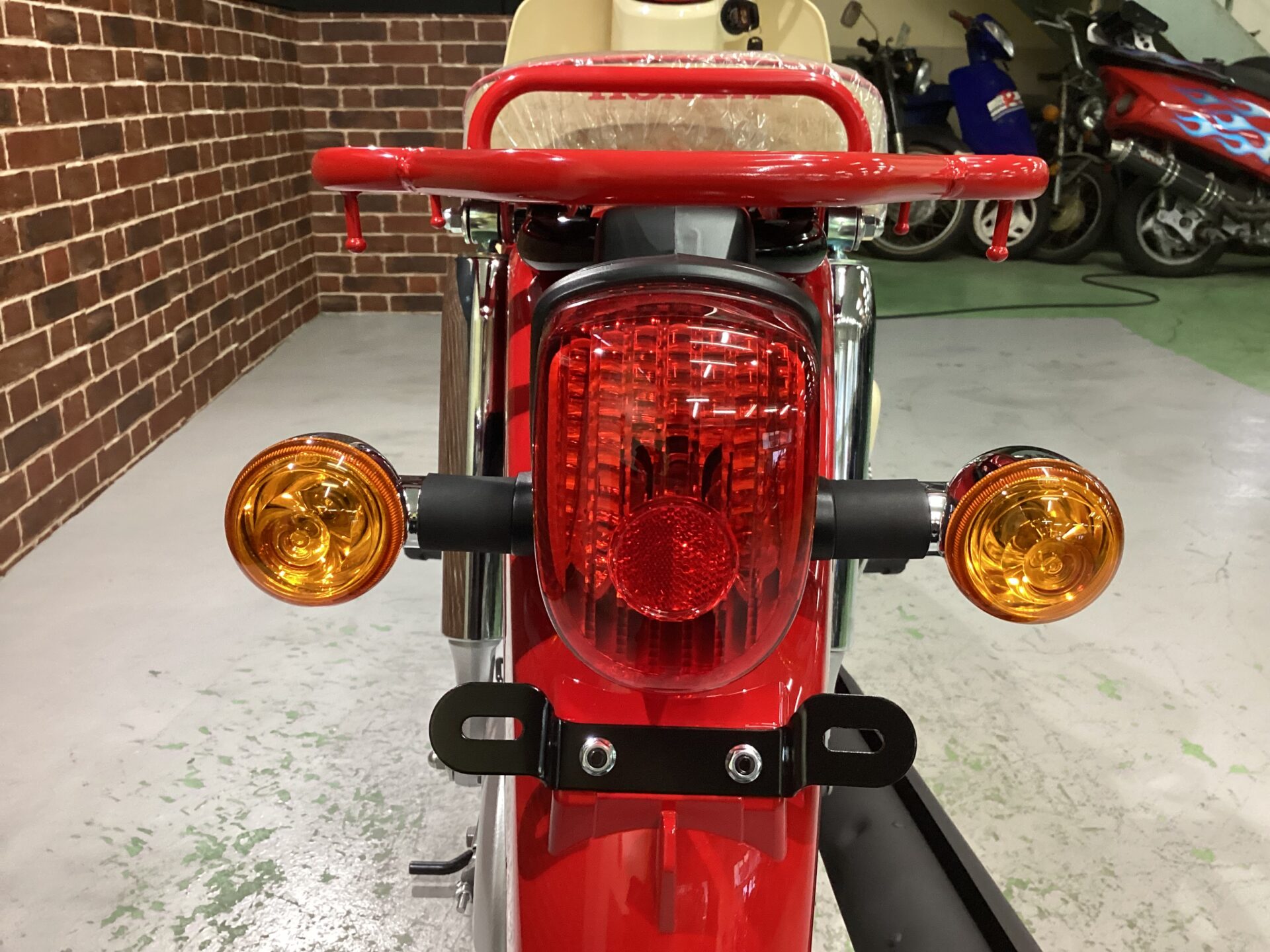 スーパーカブ50 HELLO KITTY