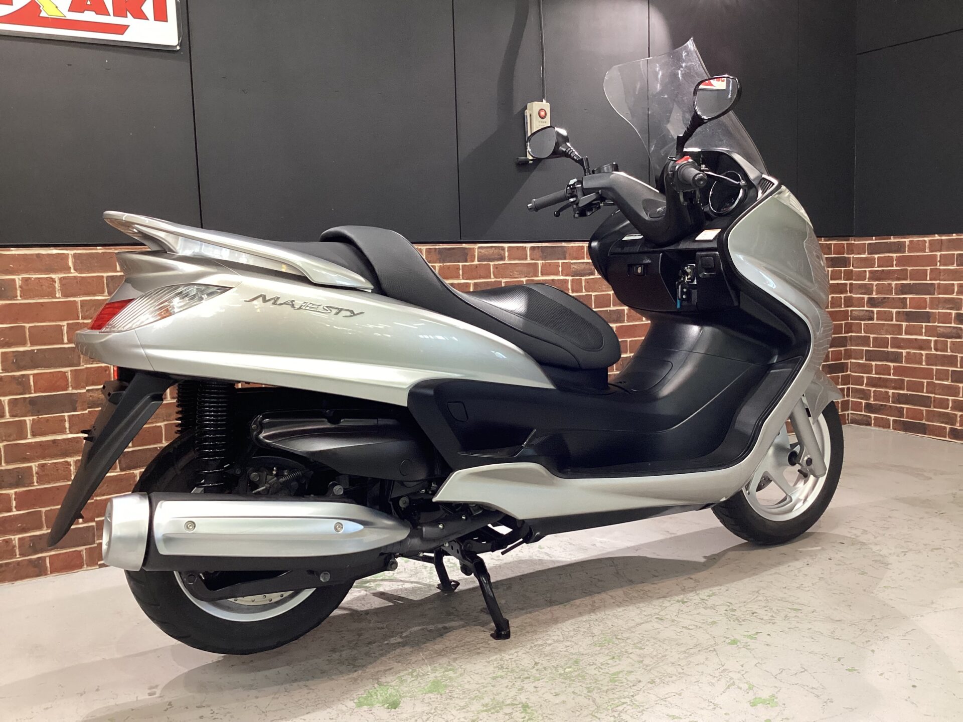 グランドマジェスティ