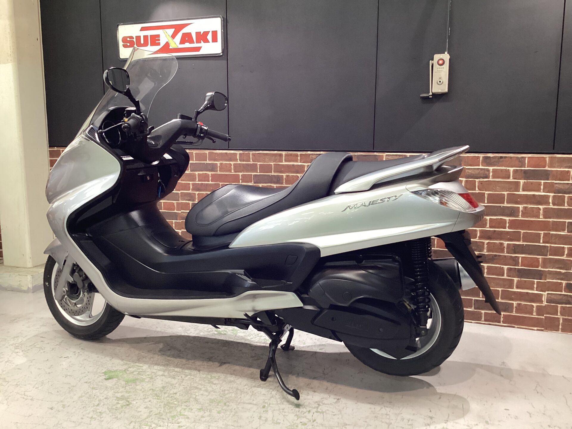 グランドマジェスティ