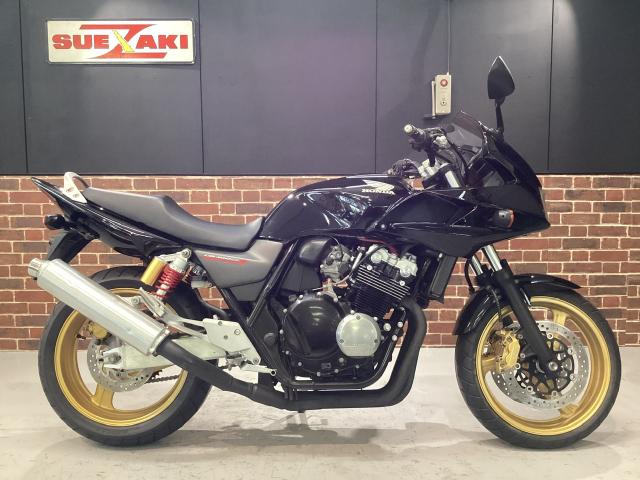 CB400スーパーボルドール