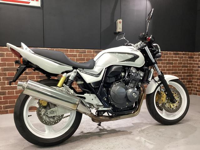 CB400SF