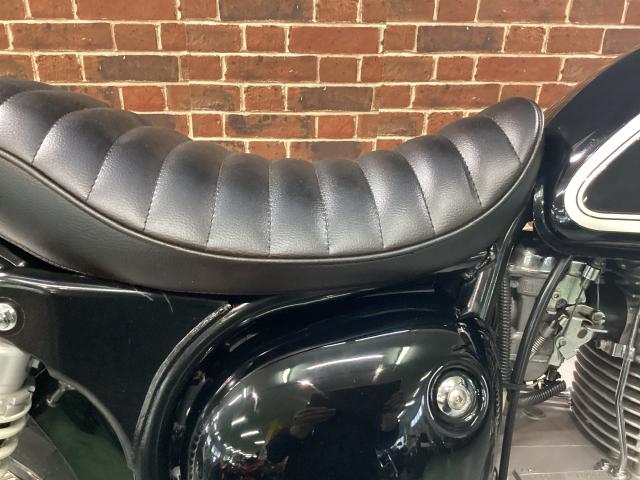 エストレヤカスタム