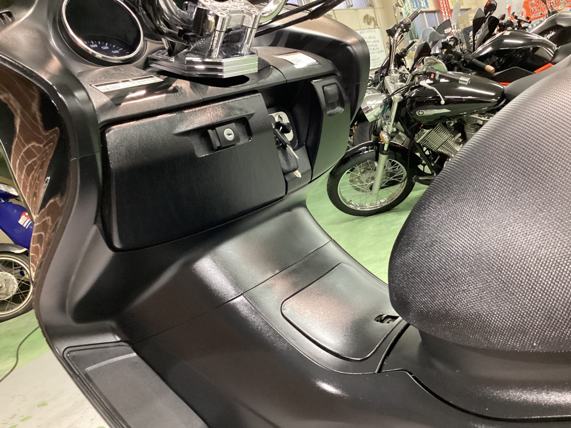 グランドマジェスティ250