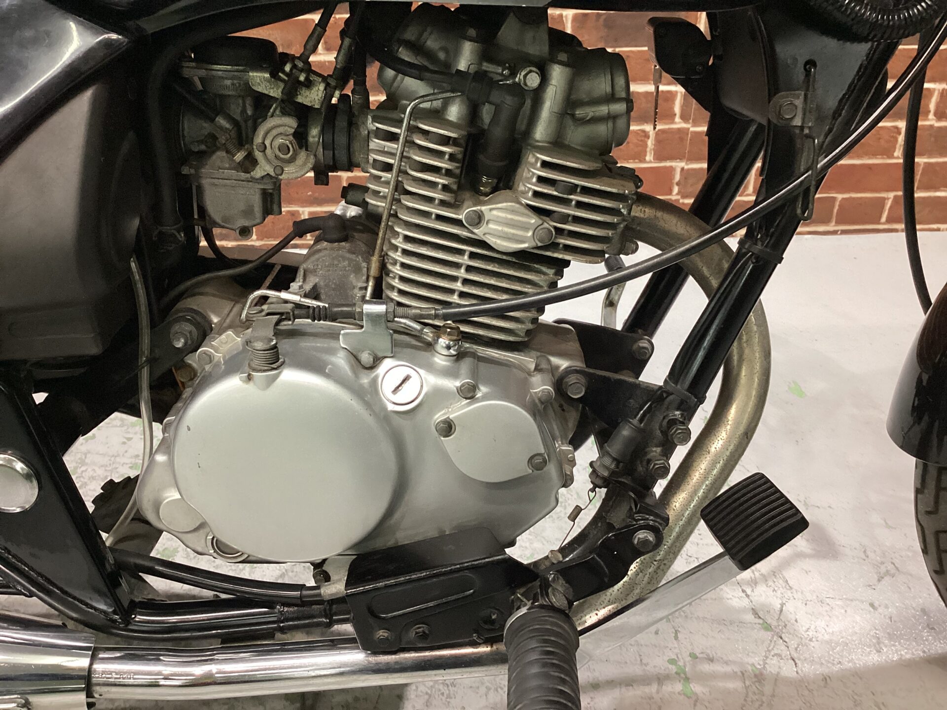 エリミネーター125