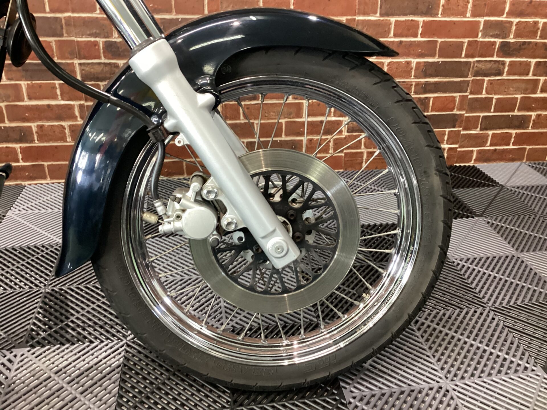 イントルーダーLC250