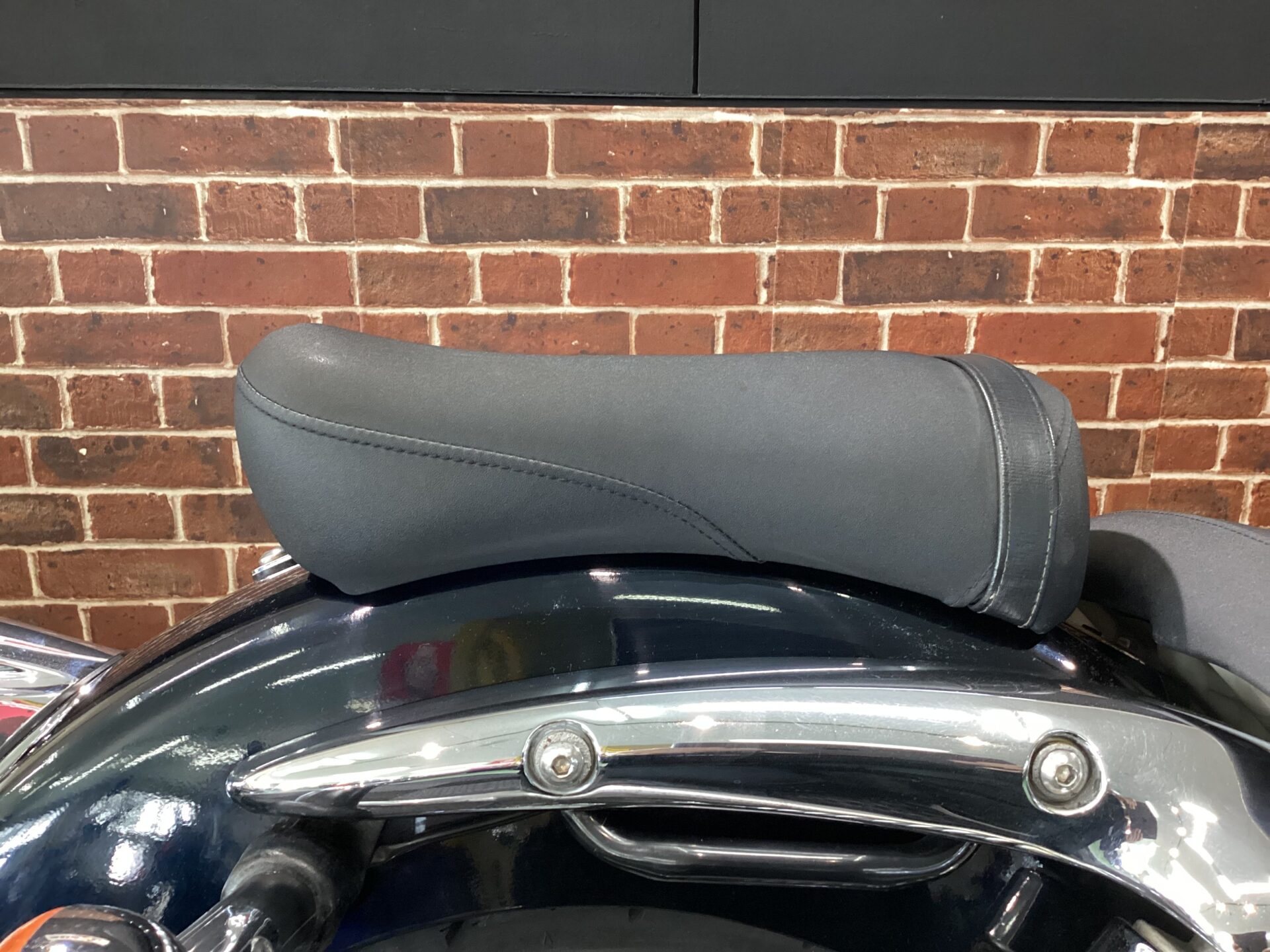 イントルーダーLC250