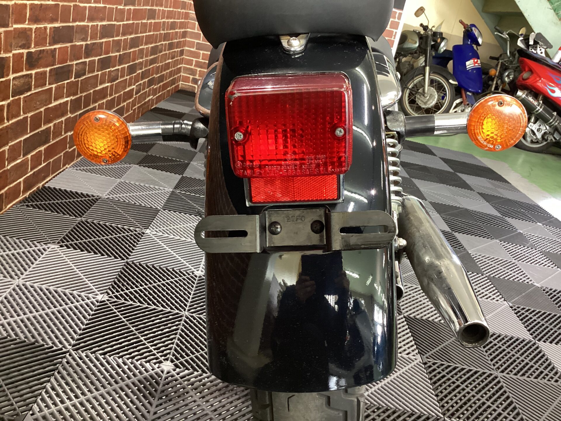 イントルーダーLC250