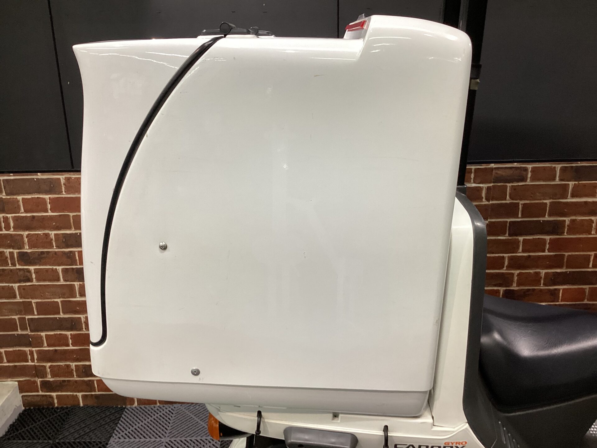 ジャイロキャノピー