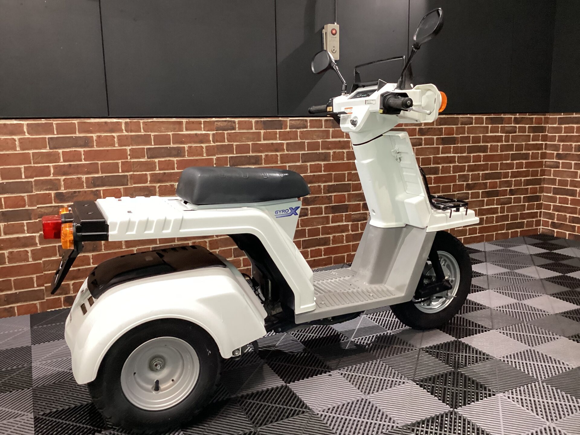 ジャイロX ベーシック