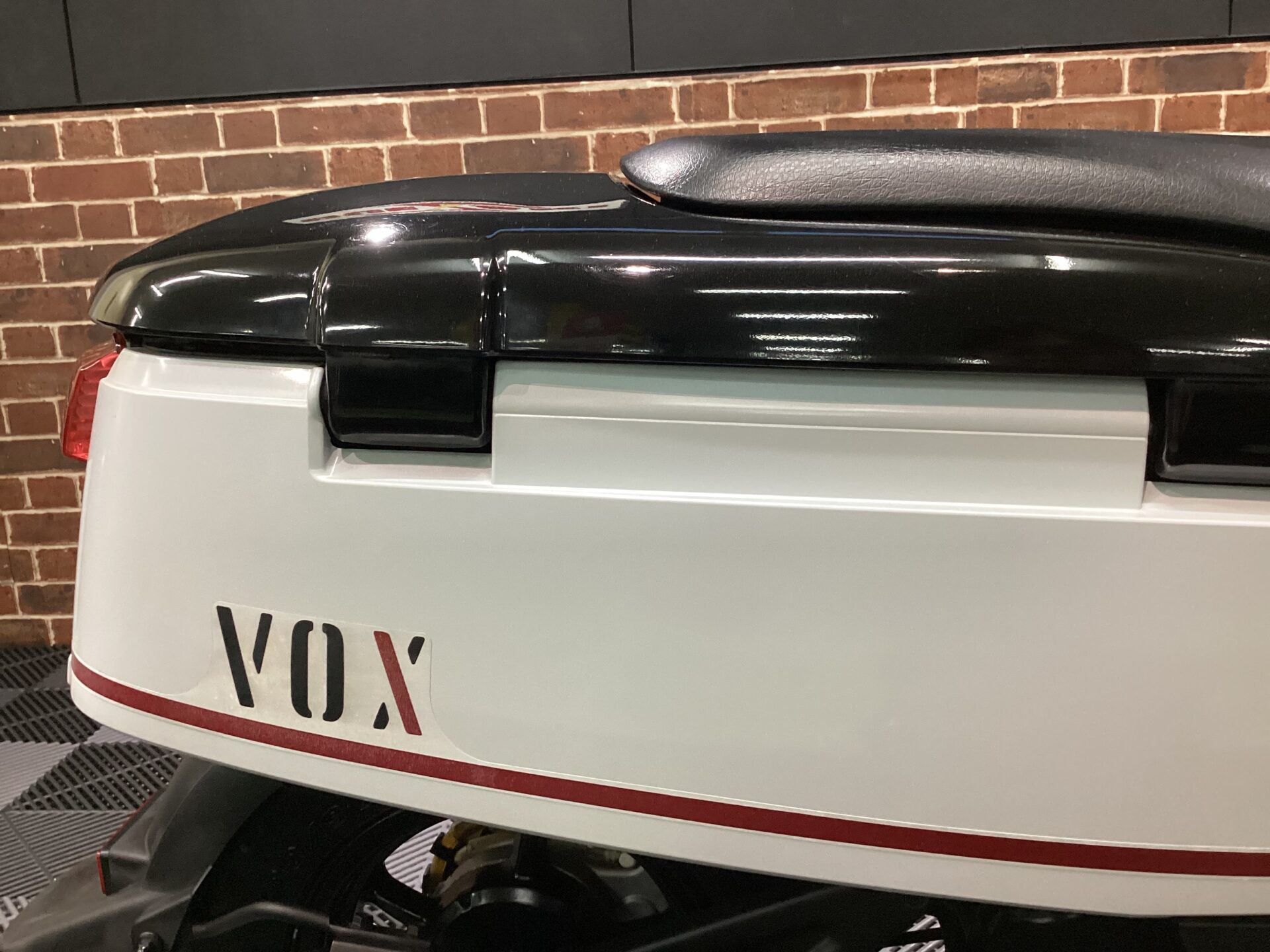 VOX DX