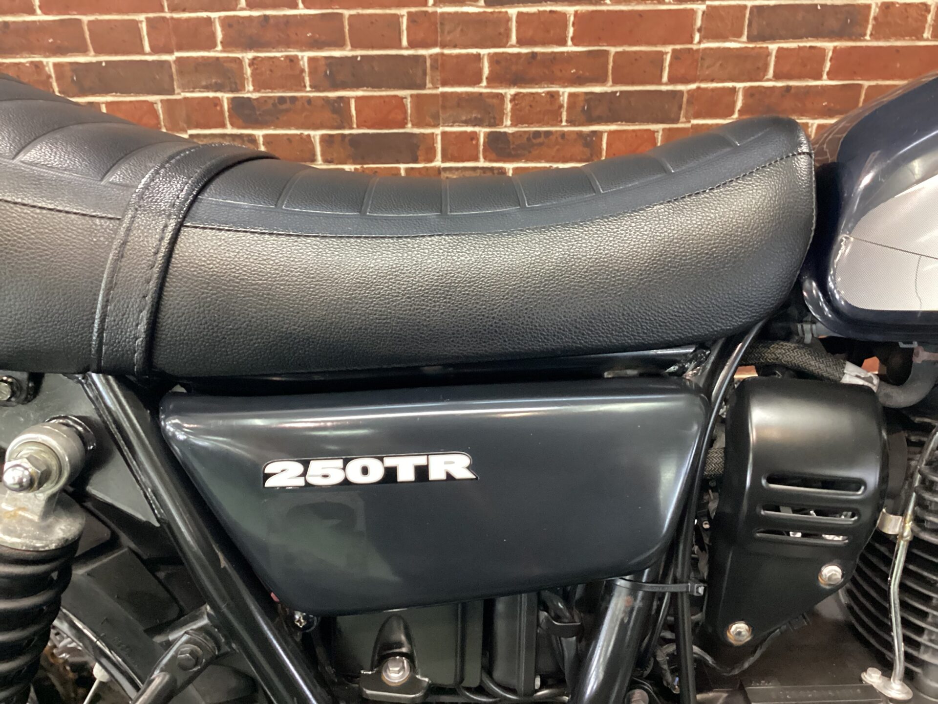 250TR