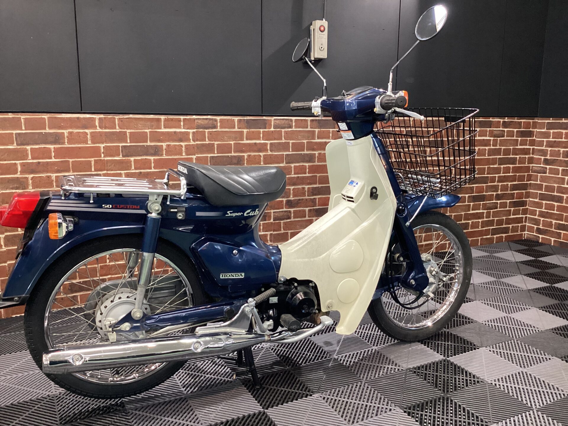 スーパーカブ50カスタム